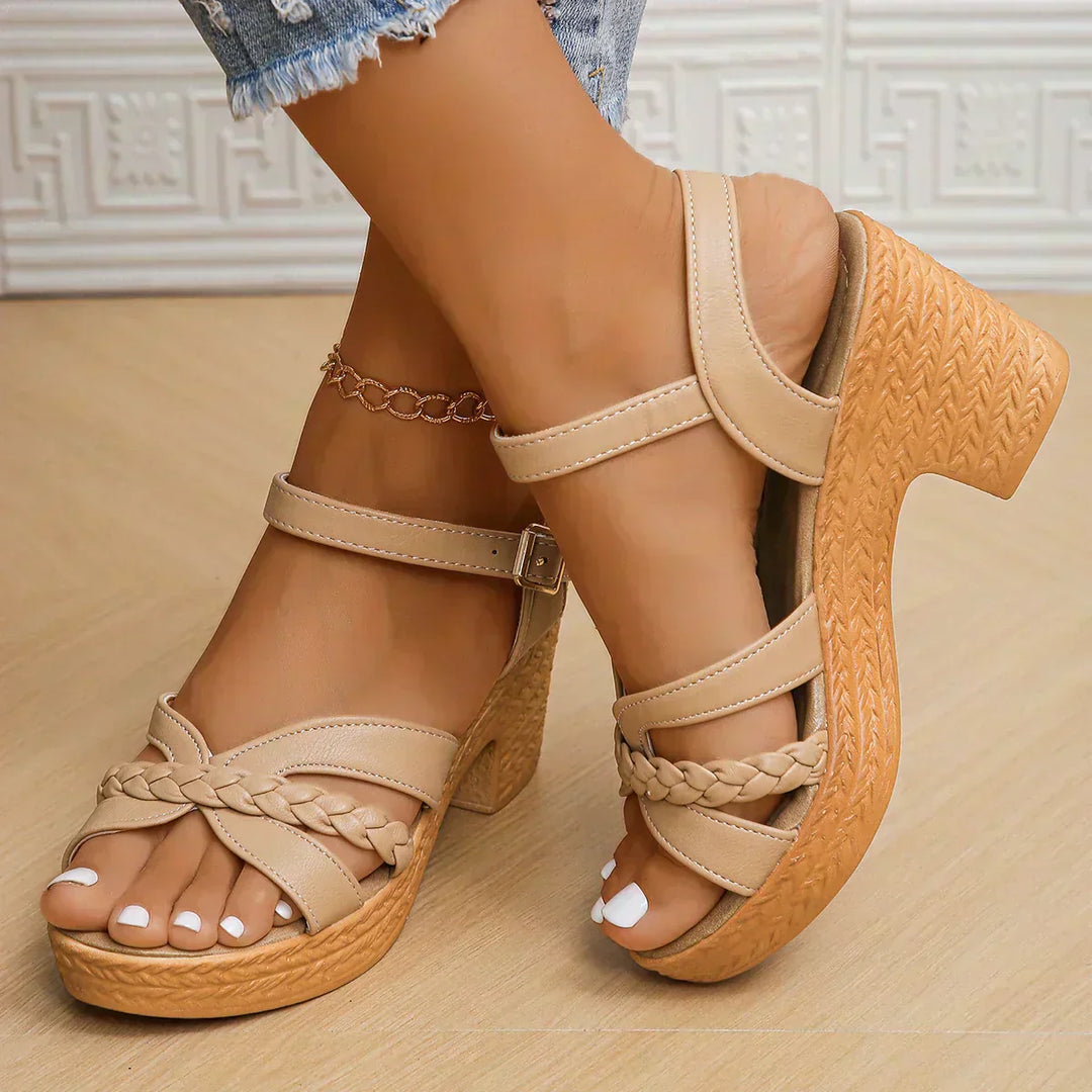 SANDALIAS CON TACÓN TRAMADO