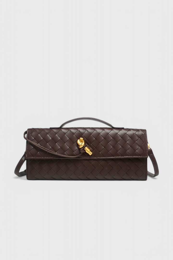 Melanie Clutch con Detalle de Nudo Dorado